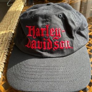 Harley Davidson authentic women’s cap adjustable 100% cotton black & red